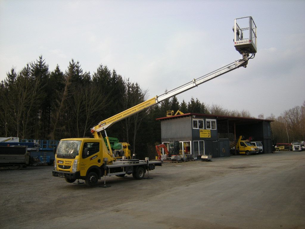 Renault Maxity mit Multitel 160 Alu DS - Truck mounted aerial platform: picture 4 Renault Maxity mit Multitel 160 Alu DS - Truck mounted aerial platform: picture 4