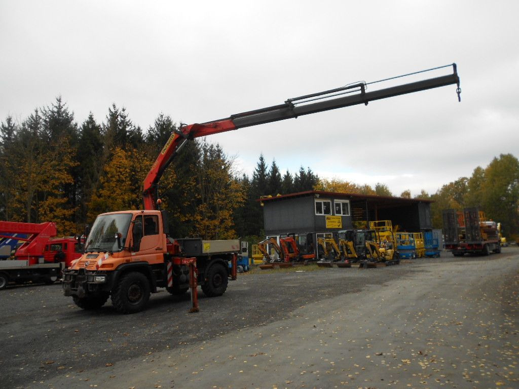 Unimog U400 mit Kran Palfinger PK11502 - Dropside/ Flatbed truck, Crane truck: picture 3 Unimog U400 mit Kran Palfinger PK11502 - Dropside/ Flatbed truck, Crane truck: picture 3
