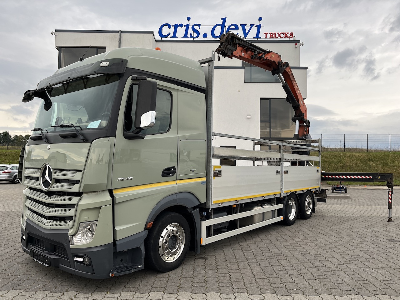 Mercedes-Benz Actros 2545 6x2  Atlas 265-A6   Lenk- Liftachse - Dropside/ Flatbed truck, Crane truck: picture 1 Mercedes-Benz Actros 2545 6x2  Atlas 265-A6   Lenk- Liftachse - Dropside/ Flatbed truck, Crane truck: picture 1