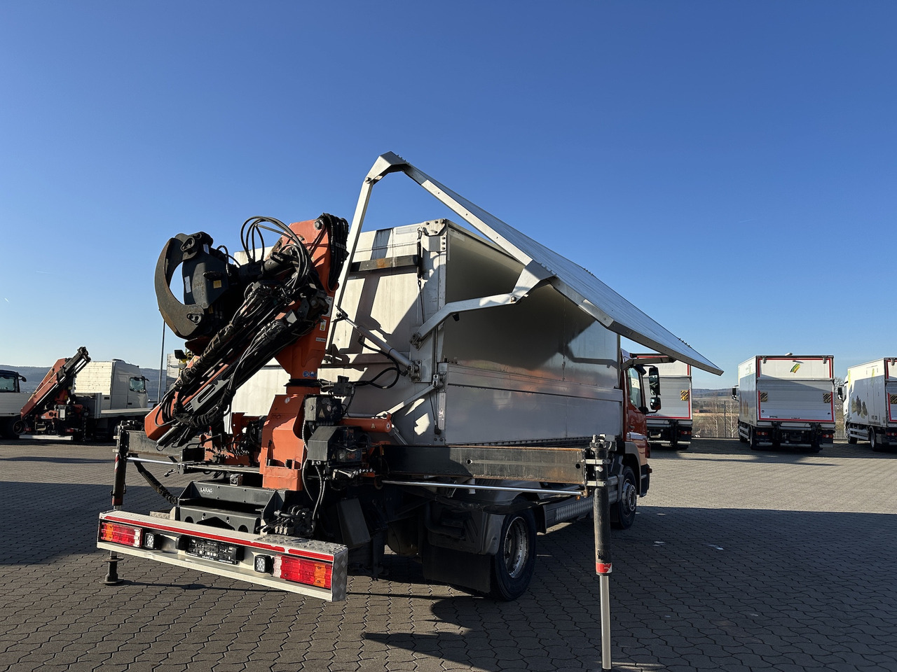 Mercedes-Benz Atego 1529 4x2 Atlas 57.3-A2 Kadaverkipper - Tipper, Crane truck: picture 2 Mercedes-Benz Atego 1529 4x2 Atlas 57.3-A2 Kadaverkipper - Tipper, Crane truck: picture 2