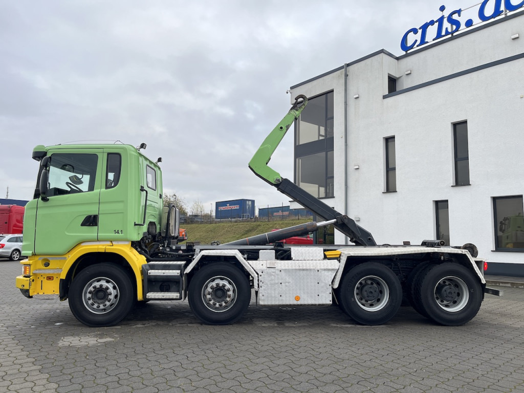 Interior photo 1: Hook lift truck Scania G 450 8x4  Trösch Abrollkipper