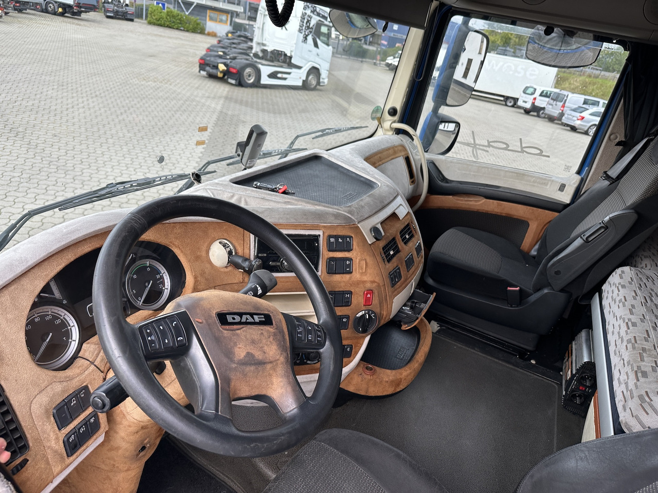 Daf XF 460 4x2 Retarder - Tractor unit: picture 2 Daf XF 460 4x2 Retarder - Tractor unit: picture 2