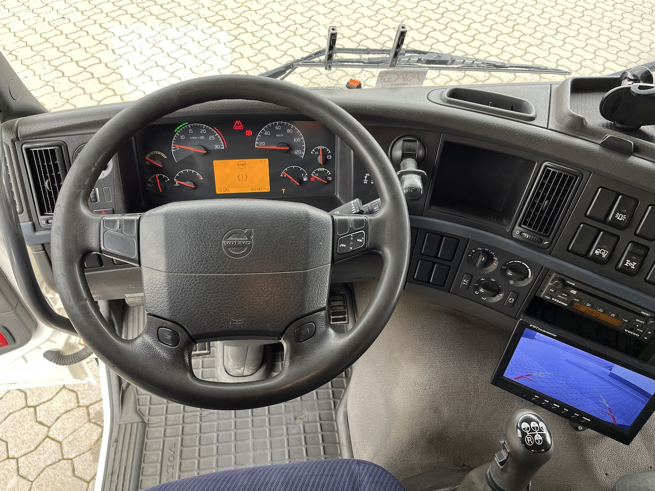 Volvo FM 440 8x4 Palfinger PK 44002 Wechselsystem - Dropside/ Flatbed truck, Crane truck: picture 2 Volvo FM 440 8x4 Palfinger PK 44002 Wechselsystem - Dropside/ Flatbed truck, Crane truck: picture 2