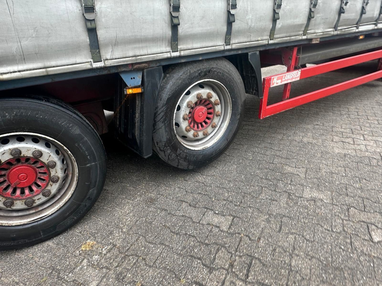 Curtainsider semi-trailer Krone SDP27   Profiliner Edscher  XL , SAF Scheibenbre: picture 11