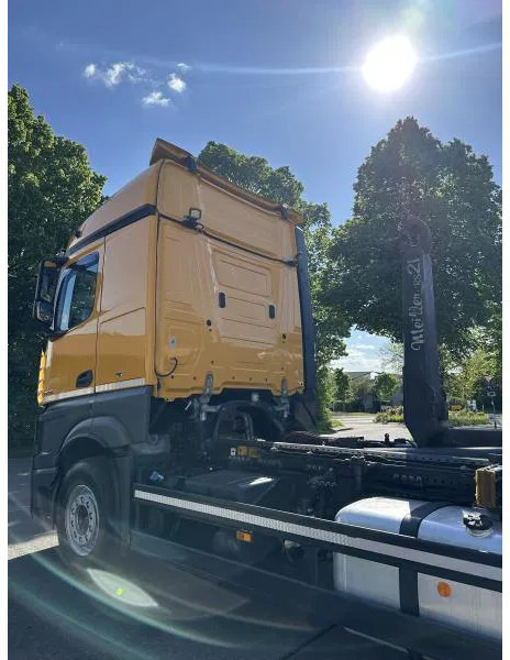 Mercedes-Benz Actros 2645 6x2 ABROLLER Lenk/Lift MEILLER 2170 Intarder - Hook lift truck, Crane truck: picture 4 Mercedes-Benz Actros 2645 6x2 ABROLLER Lenk/Lift MEILLER 2170 Intarder - Hook lift truck, Crane truck: picture 4