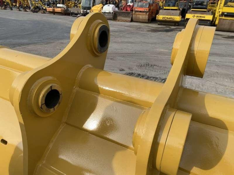 2200mm - Oreilles CATERPILLAR 336 - Excavator bucket: picture 5 2200mm - Oreilles CATERPILLAR 336 - Excavator bucket: picture 5
