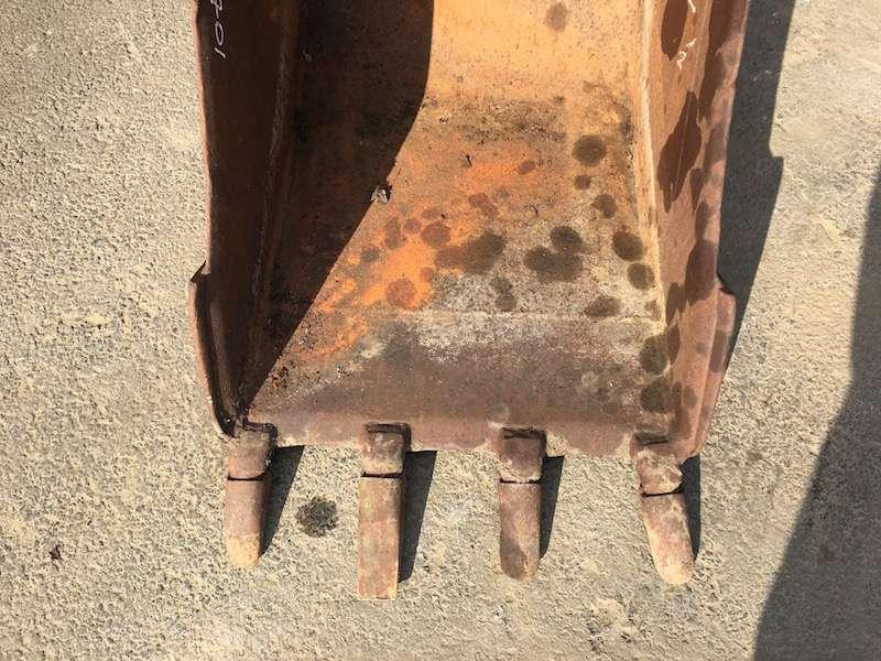 CASE tractopelle - 600mm - Excavator bucket: picture 2 CASE tractopelle - 600mm - Excavator bucket: picture 2