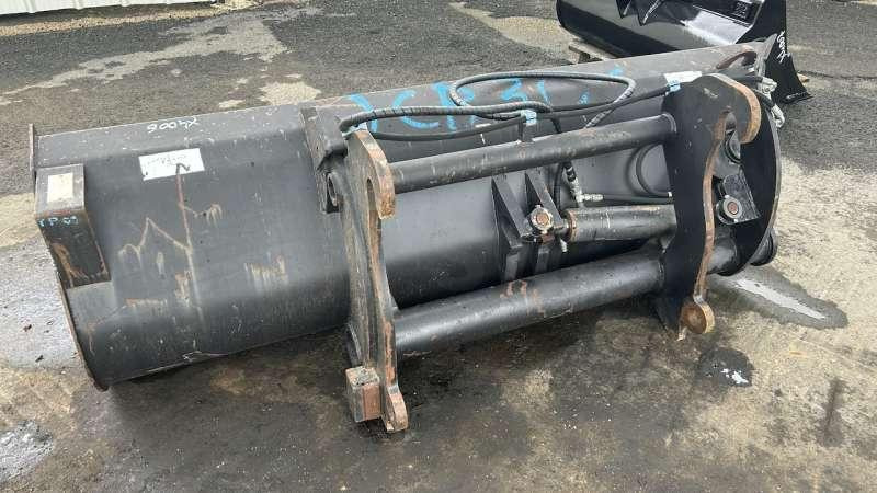 JCB Latéral droit - 2400mm - Excavator bucket for Construction machinery: picture 3 JCB Latéral droit - 2400mm - Excavator bucket for Construction machinery: picture 3