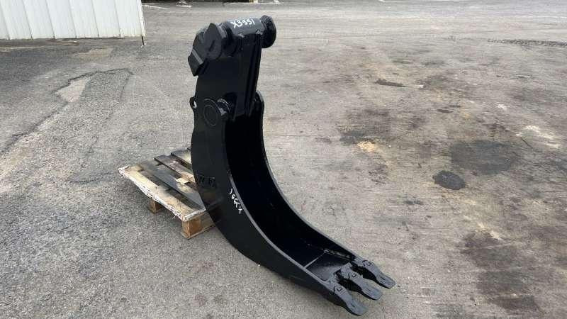 MORIN M3 - Type Banane - 270mm - Excavator bucket for Construction machinery: picture 1 MORIN M3 - Type Banane - 270mm - Excavator bucket for Construction machinery: picture 1