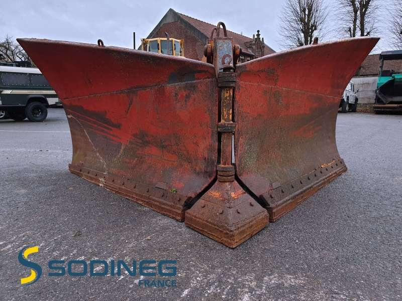 SICO METAL Lame à neige PAPILLON - Snow plough: picture 1 SICO METAL Lame à neige PAPILLON - Snow plough: picture 1