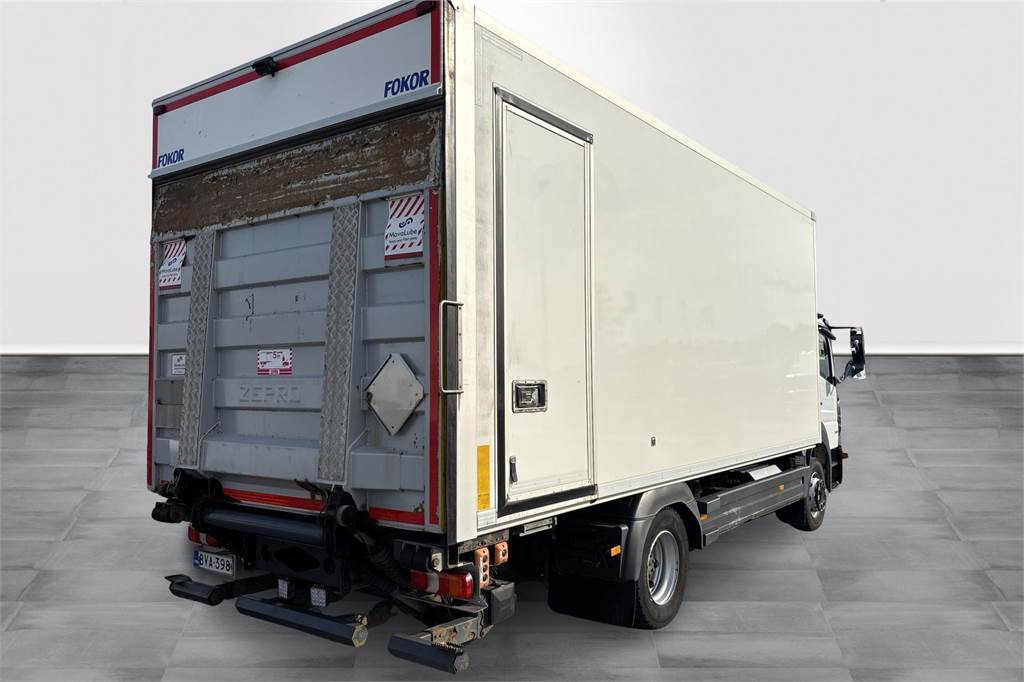 Mercedes-Benz ATEGO 1224L 4x2 Ksa-Umpikori +pl-nostin - Box truck: picture 5 Mercedes-Benz ATEGO 1224L 4x2 Ksa-Umpikori +pl-nostin - Box truck: picture 5