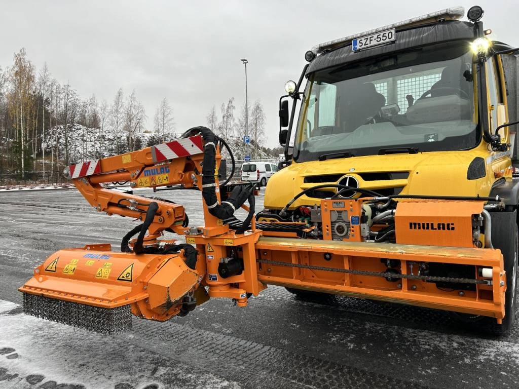 Mercedes-Benz UNIMOG U530/3900 - Utility/ Special vehicle: picture 4 Mercedes-Benz UNIMOG U530/3900 - Utility/ Special vehicle: picture 4