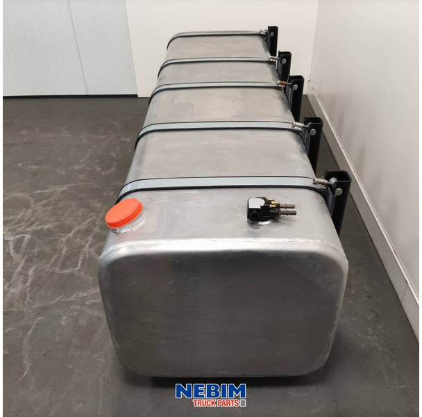 New Spare parts for Truck Diversen Diversen - UX0000401 - Brandstoftank 990L: picture 6