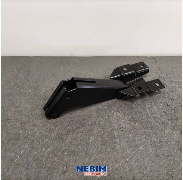 Volvo Volvo - 82210159 - Scharnier dakspoiler - Spare parts for Truck: picture 2 Volvo Volvo - 82210159 - Scharnier dakspoiler - Spare parts for Truck: picture 2