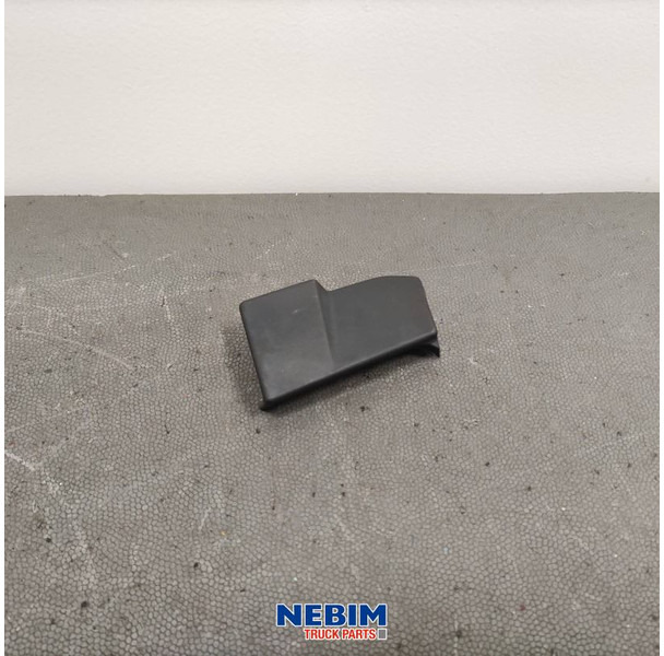 Volvo Volvo - 82453926 - Inzetstuk rechts - Spare parts for Truck: picture 1 Volvo Volvo - 82453926 - Inzetstuk rechts - Spare parts for Truck: picture 1