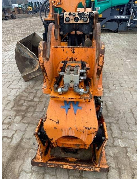 WIMMER WBD 60 Verdichterplatte MIETE / RENTAL (99002207) - Attachment for Construction machinery: picture 4 WIMMER WBD 60 Verdichterplatte MIETE / RENTAL (99002207) - Attachment for Construction machinery: picture 4