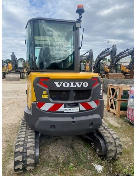 Volvo ECR 35 D MIETE / RENTAL (12001934) - Mini excavator: picture 3 Volvo ECR 35 D MIETE / RENTAL (12001934) - Mini excavator: picture 3