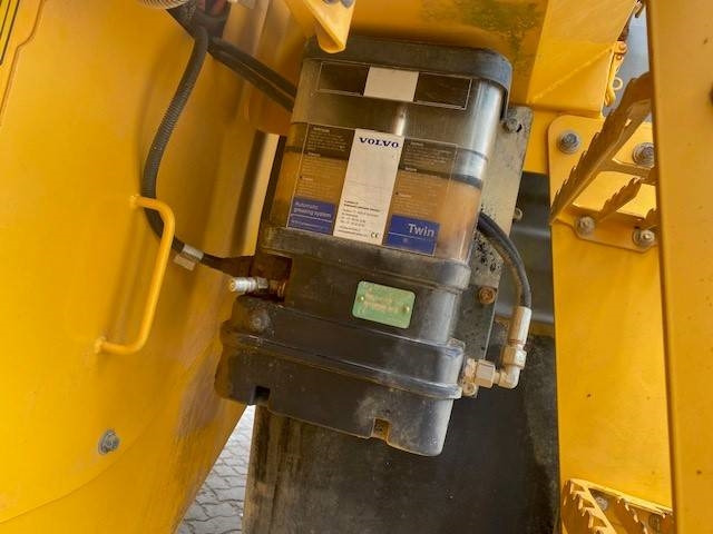 Leasing of Volvo L 120 H (12005485) Volvo L 120 H (12005485): picture 13