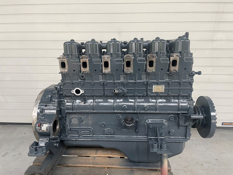 Mitsubishi 6D24-TCE2 LONG-BLOCK - Construction machinery: picture 1 Mitsubishi 6D24-TCE2 LONG-BLOCK - Construction machinery: picture 1