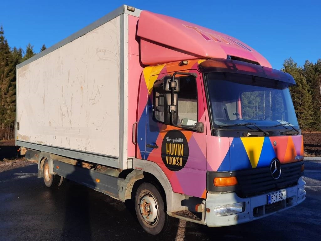 Mercedes-Benz 815 - Box truck: picture 2 Mercedes-Benz 815 - Box truck: picture 2