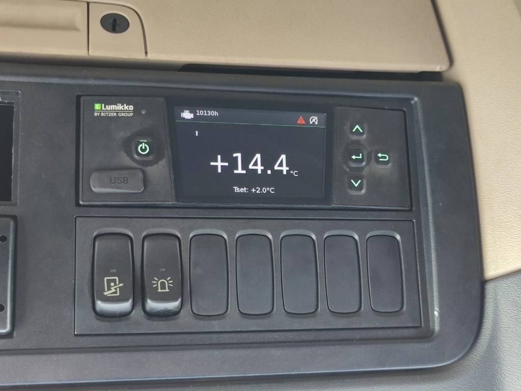 Box truck Scania R 490: picture 10 Box truck Scania R 490: picture 10