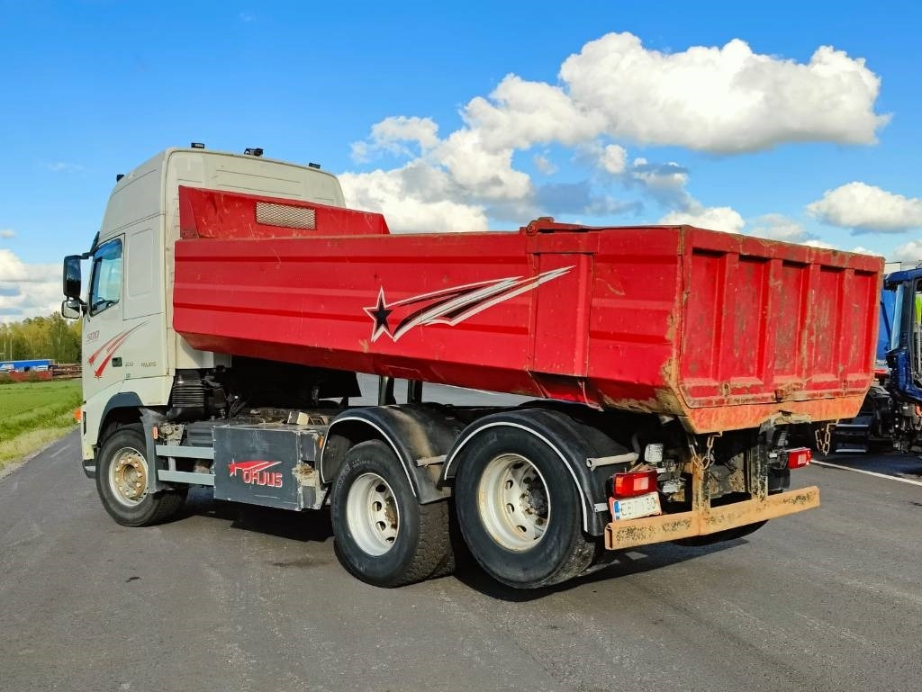 Volvo FH 12 - Tipper: picture 4 Volvo FH 12 - Tipper: picture 4