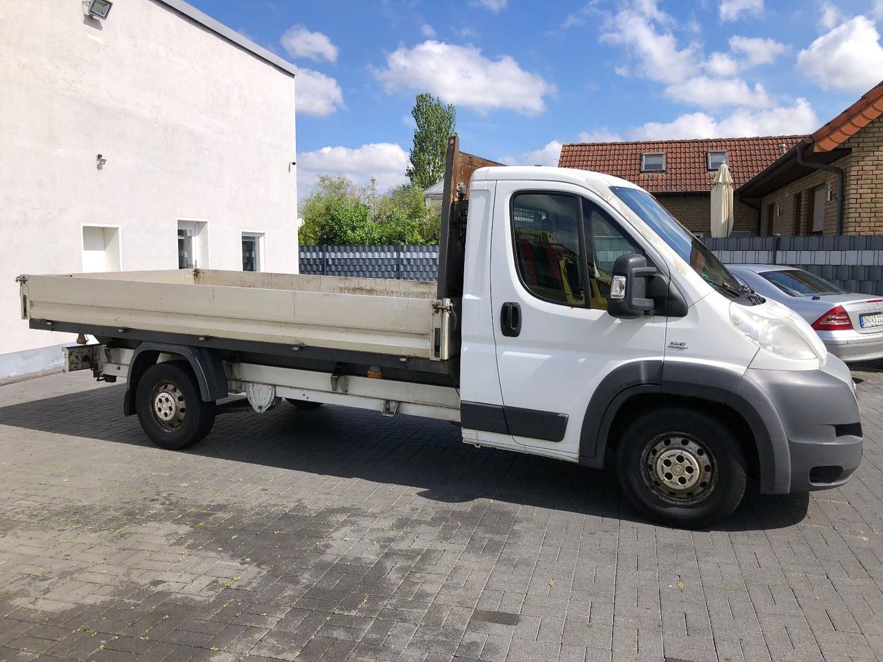 Fiat Ducato 2.3 Maxi Pritsche 35 130 L5 - Open body delivery van: picture 5 Fiat Ducato 2.3 Maxi Pritsche 35 130 L5 - Open body delivery van: picture 5
