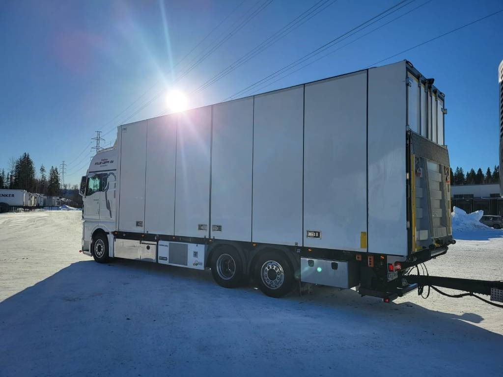 MAN 26.510, 6X2 - Refrigerator truck: picture 2 MAN 26.510, 6X2 - Refrigerator truck: picture 2