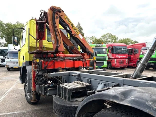 Tipper, Crane truck DAF 65 -180ATI 4x4 FULL STEEL 3-WAY KIPPER AND PALFINGER CRANE (EURO 2 / MANUAL GEARBOX / FULL STEEL SUSPENSION / ETC.): picture 12 Tipper, Crane truck DAF 65 -180ATI 4x4 FULL STEEL 3-WAY KIPPER AND PALFINGER CRANE (EURO 2 / MANUAL GEARBOX / FULL STEEL SUSPENSION / ETC.): picture 12