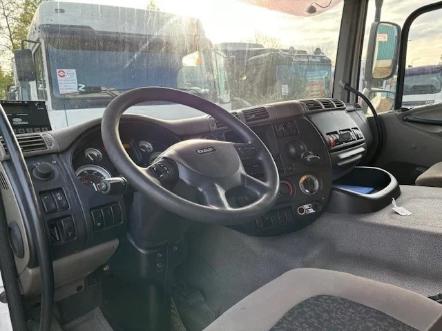 Isothermal truck DAF CF 65.250 COOLING TRUCK WITH CARRIER D/E COOLER (EURO 5 / AS-TRONIC / 2.500 KG. LOADING PLATFORM): picture 8 Isothermal truck DAF CF 65.250 COOLING TRUCK WITH CARRIER D/E COOLER (EURO 5 / AS-TRONIC / 2.500 KG. LOADING PLATFORM): picture 8