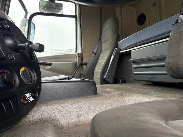 Tractor unit DAF CF 85.460 SPACECAB 4x2 (AS-TRONIC / MX-BRAKE / AIRCONDITIONING / ADR-VLG / FRIDGE / EURO 5 / ETC.): picture 9
