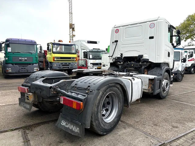 Scania R380 LA 4x2 DAYCAB (EURO 3 / 12 GEARS MANUAL GEARBOX / RETARDER / HYDRAULIC KIT / P.T.O.) - Tractor unit: picture 3 Scania R380 LA 4x2 DAYCAB (EURO 3 / 12 GEARS MANUAL GEARBOX / RETARDER / HYDRAULIC KIT / P.T.O.) - Tractor unit: picture 3