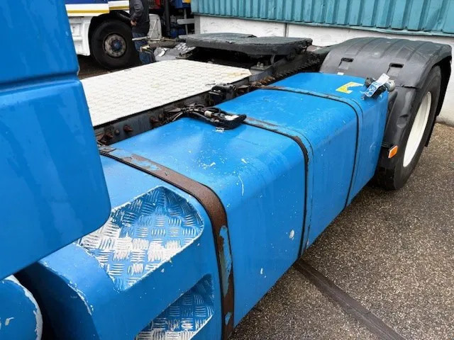 Tractor unit Volvo FH 400 GLOBETROTTER (VIN: 7B446149 / I-SHIFT / ADR-VLG / AIRCONDITIONING / COMPLETE SPOILERSET ON CABIN): picture 7