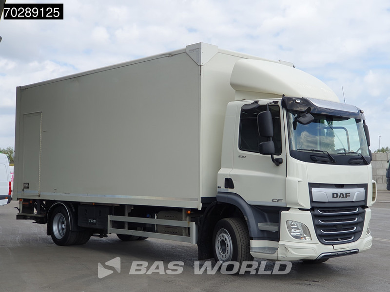 DAF CF 230 4X2 2000kg Ladebordwand Automatic 3 seats ACC Euro 6 - Box truck: picture 2 DAF CF 230 4X2 2000kg Ladebordwand Automatic 3 seats ACC Euro 6 - Box truck: picture 2