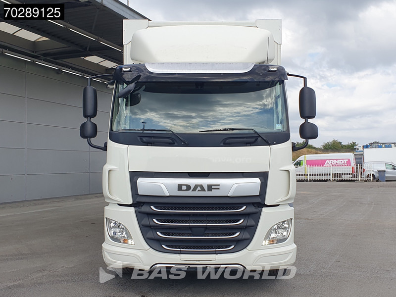 DAF CF 230 4X2 2000kg Ladebordwand Automatic 3 seats ACC Euro 6 - Box truck: picture 5 DAF CF 230 4X2 2000kg Ladebordwand Automatic 3 seats ACC Euro 6 - Box truck: picture 5