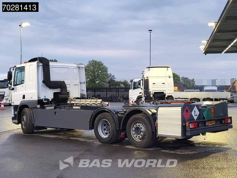 DAF CF 370 6X2 Chassis Lift+steering Axle Automatic ACC Euro 6 - Cab chassis truck: picture 2 DAF CF 370 6X2 Chassis Lift+steering Axle Automatic ACC Euro 6 - Cab chassis truck: picture 2