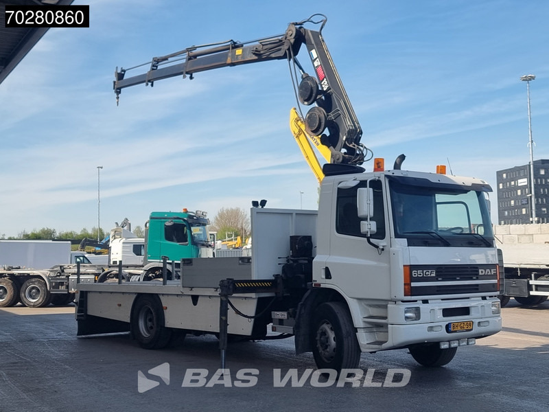 DAF CF65. 220 4X2 NL-Truck Hiab 135-3 Kran Crane Remote Euro 2 - Dropside/ Flatbed truck, Crane truck: picture 2 DAF CF65. 220 4X2 NL-Truck Hiab 135-3 Kran Crane Remote Euro 2 - Dropside/ Flatbed truck, Crane truck: picture 2