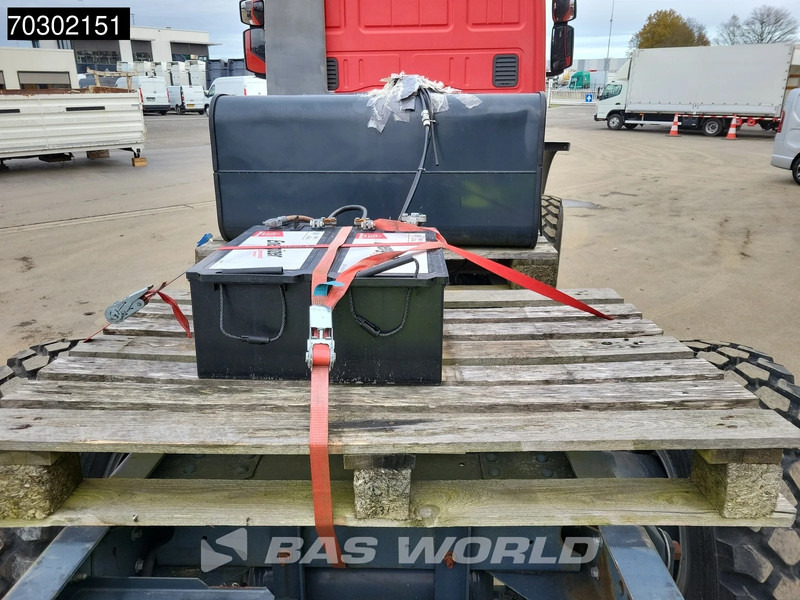 New Cab chassis truck Iveco Eurocargo 150E300 4X4 NEW! 15T chassis 2012 production Euro 5: picture 11