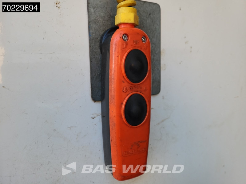 Box truck Iveco Eurocargo 90E180 4X2 9tons NL-Truck Mobile workshop race truck Ladebordwand EEV: picture 14 Box truck Iveco Eurocargo 90E180 4X2 9tons NL-Truck Mobile workshop race truck Ladebordwand EEV: picture 14