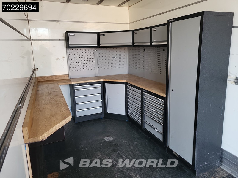Box truck Iveco Eurocargo 90E180 4X2 9tons NL-Truck Mobile workshop race truck Ladebordwand EEV: picture 12 Box truck Iveco Eurocargo 90E180 4X2 9tons NL-Truck Mobile workshop race truck Ladebordwand EEV: picture 12