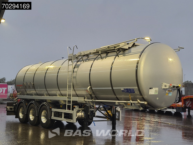 Kässbohrer STS 3 axles New! 32.000L Bitumen - Tank semi-trailer: picture 3 Kässbohrer STS 3 axles New! 32.000L Bitumen - Tank semi-trailer: picture 3