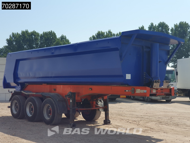 Langendorf SKS 27/27 - Tipper semi-trailer: picture 3 Langendorf SKS 27/27 - Tipper semi-trailer: picture 3