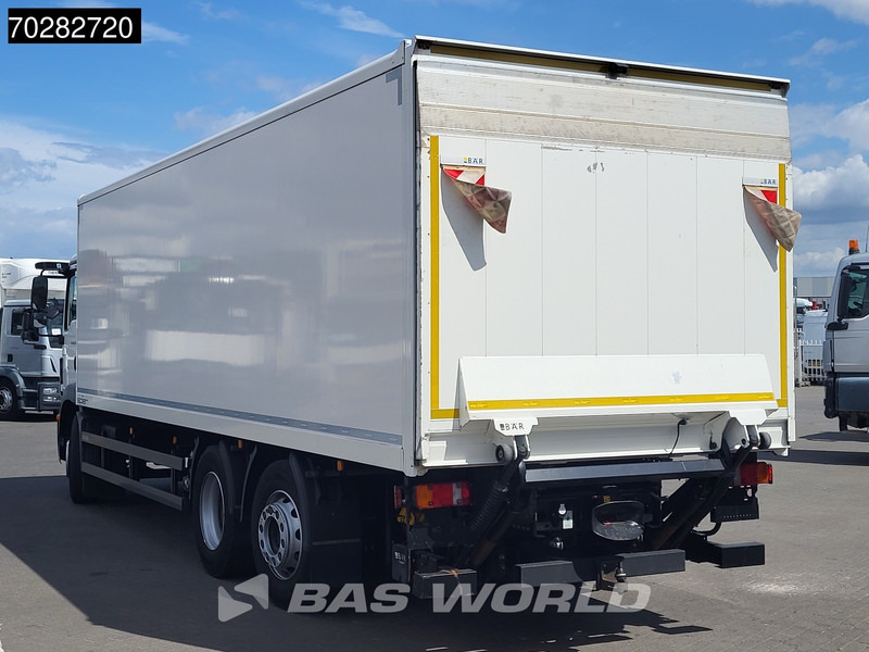 MAN TGM 26.320 6X2 2000kg Ladebordwand Automatic Lift+steering axle Navi Euro 6 - Box truck: picture 2 MAN TGM 26.320 6X2 2000kg Ladebordwand Automatic Lift+steering axle Navi Euro 6 - Box truck: picture 2