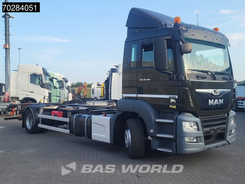MAN TGS 18.360 834 4X2 19tonner BDF Automatic Navi Euro 6 - Container transporter/ Swap body truck: picture 3 MAN TGS 18.360 834 4X2 19tonner BDF Automatic Navi Euro 6 - Container transporter/ Swap body truck: picture 3