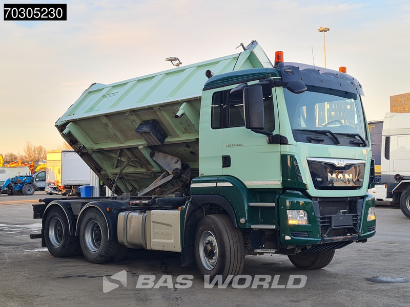 MAN TGS 26.480 6X6 13 m³ 2-way tipper Tarpaulin 6x6 Hydrodrive Big-Axle Euro 6 - Tipper: picture 3 MAN TGS 26.480 6X6 13 m³ 2-way tipper Tarpaulin 6x6 Hydrodrive Big-Axle Euro 6 - Tipper: picture 3