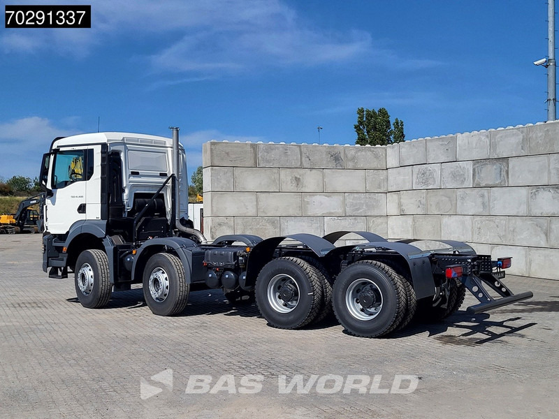 MAN TGS 41.400 8X4 New! Steelsuspension Big-Axle Manual Euro 2 - Cab chassis truck: picture 2 MAN TGS 41.400 8X4 New! Steelsuspension Big-Axle Manual Euro 2 - Cab chassis truck: picture 2