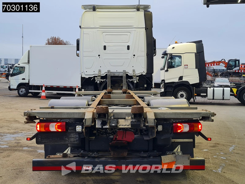 Mercedes-Benz Actros L 2558 Actros 6X2 BDF Full Air Suspension Automatic Lift-Axle Euro 6 - Container transporter/ Swap body truck: picture 3 Mercedes-Benz Actros L 2558 Actros 6X2 BDF Full Air Suspension Automatic Lift-Axle Euro 6 - Container transporter/ Swap body truck: picture 3