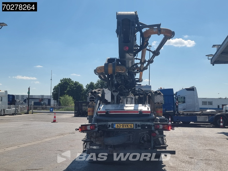 Concrete pump truck Mercedes-Benz Arocs 3540 8X4 NL-Truck Big-Axle Liebherr Pumpe 37m Euro 6: picture 14