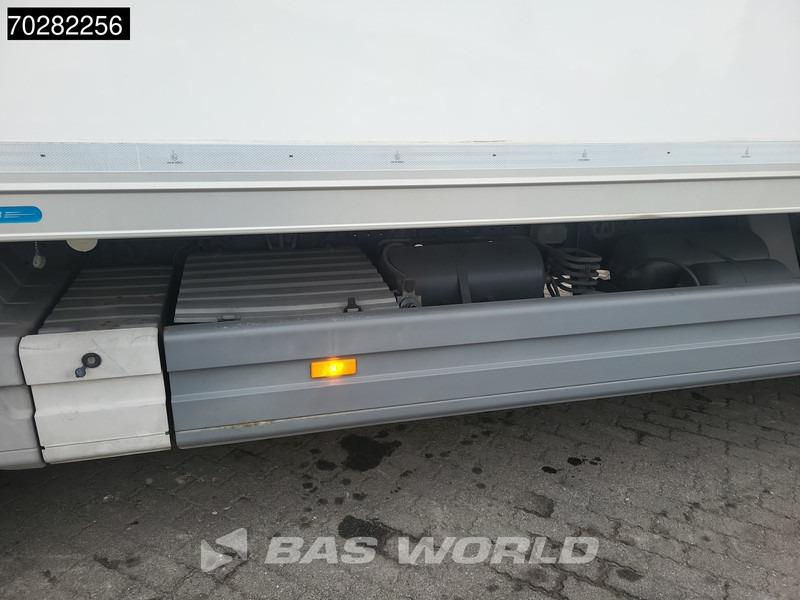 Refrigerator truck Mercedes-Benz Atego 1324 4X2 13tonner Thermo-King T-1200R Manual 1500kg Tailgate Euro 5: picture 19