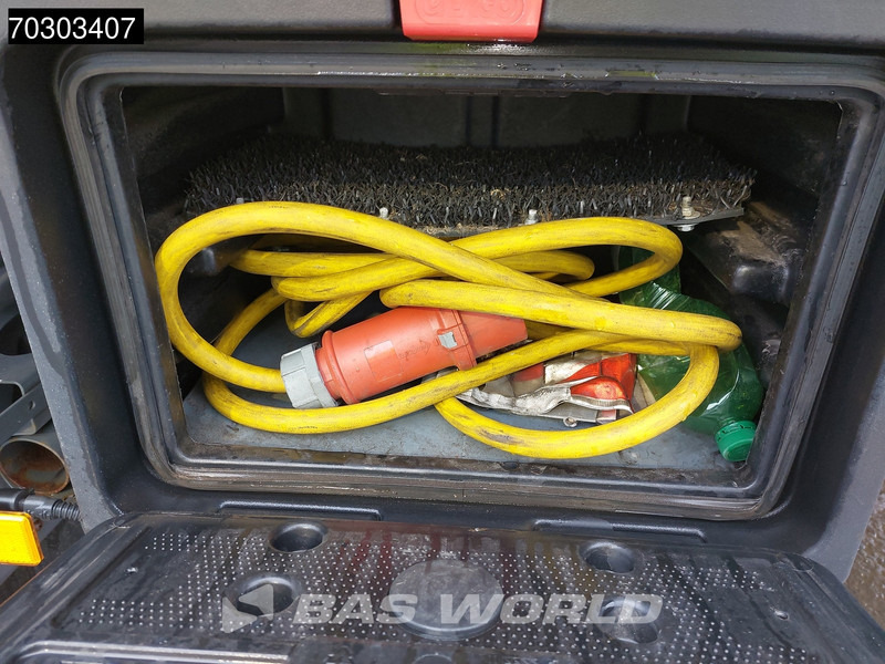 Refrigerator truck Mercedes-Benz Atego 1624 4X2 Damaged box! Carrier Supra 1250 1500kg Ladebordwand Automatic: picture 16 Refrigerator truck Mercedes-Benz Atego 1624 4X2 Damaged box! Carrier Supra 1250 1500kg Ladebordwand Automatic: picture 16